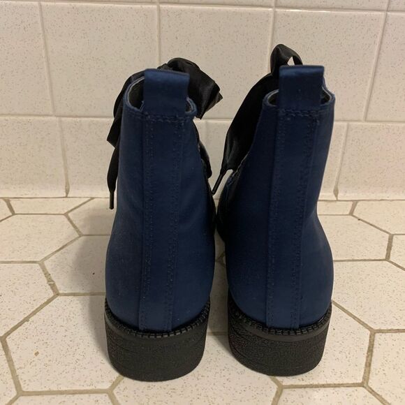 Blue and Black Lace Up Boots with Rugged Sole - Picture 4 of 6